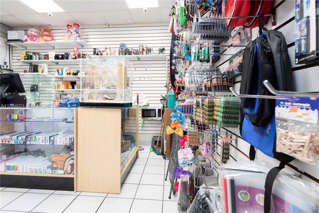 1428-1430 W 49th Street, Hialeah, FL 33012