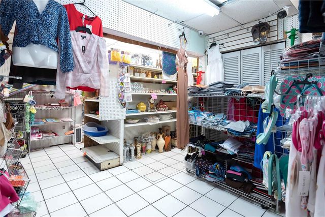 1428-1430 W 49th Street, Hialeah, FL 33012