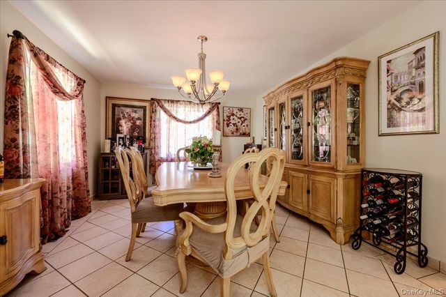 185 Jefferson Avenue, Thornwood, NY 10594