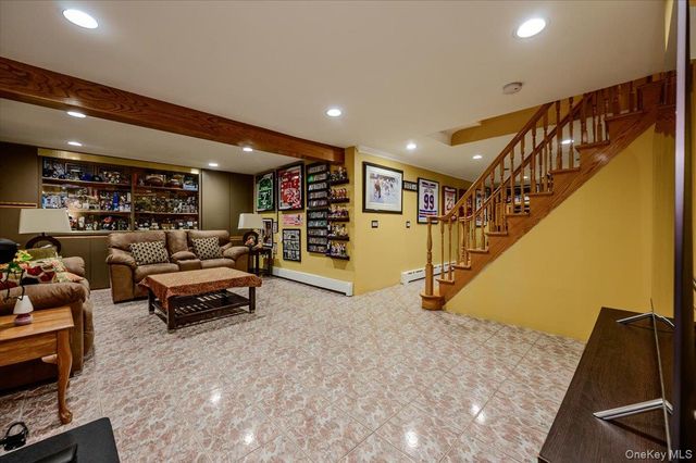 185 Jefferson Avenue, Thornwood, NY 10594