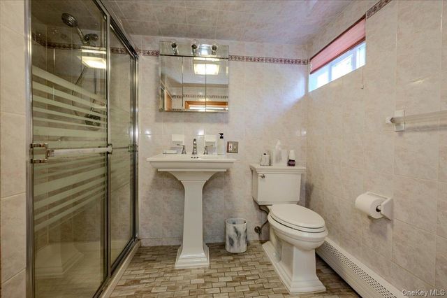 185 Jefferson Avenue, Thornwood, NY 10594