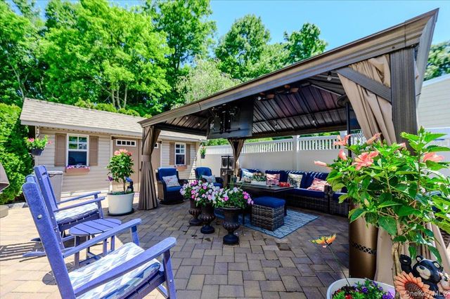 185 Jefferson Avenue, Thornwood, NY 10594