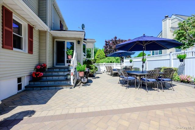 185 Jefferson Avenue, Thornwood, NY 10594