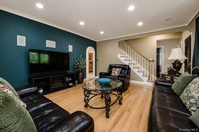 185 Jefferson Avenue, Thornwood, NY 10594