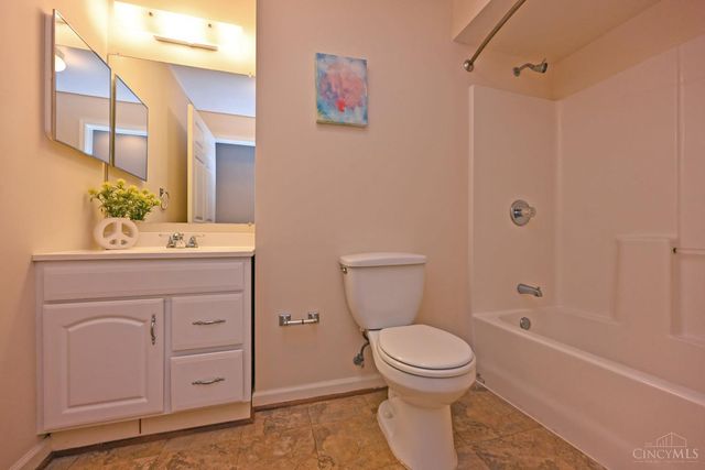 3268 Snowcreek Falls Lane, Deerfield Twp., OH 45039