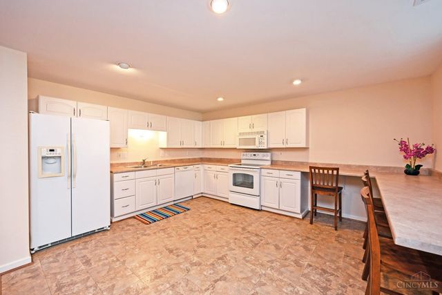 3268 Snowcreek Falls Lane, Deerfield Twp., OH 45039