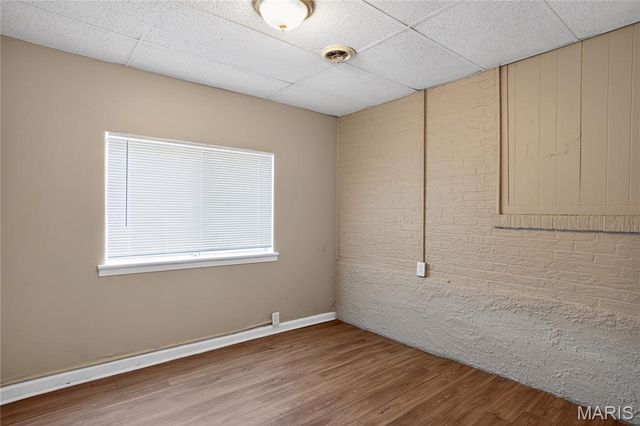 8102 Frost Avenue, St Louis, MO 63134