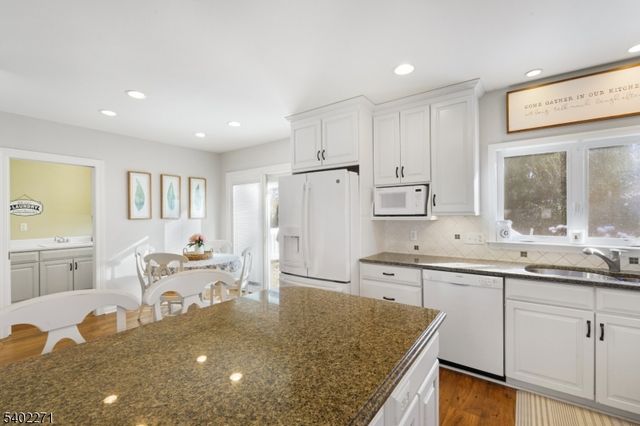 56 N Hillside Ave, Roxbury Twp., NJ 07847