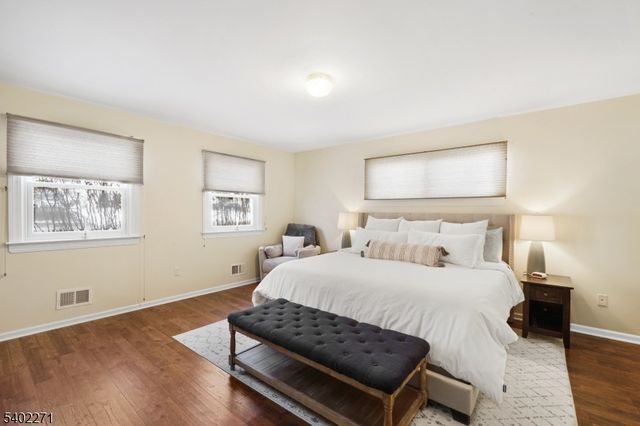 56 N Hillside Ave, Roxbury Twp., NJ 07847