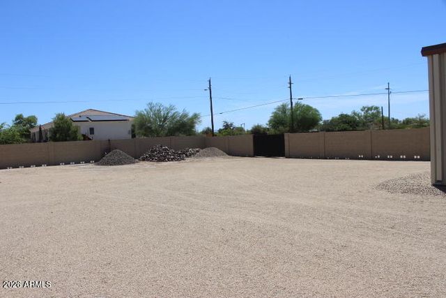 1614 W MADDOCK Road, Phoenix, AZ 85086