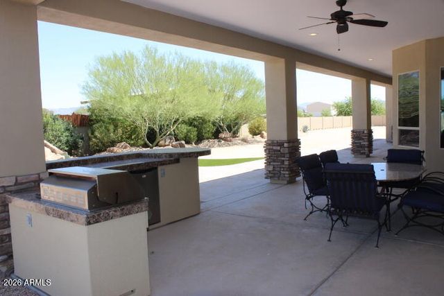 1614 W MADDOCK Road, Phoenix, AZ 85086