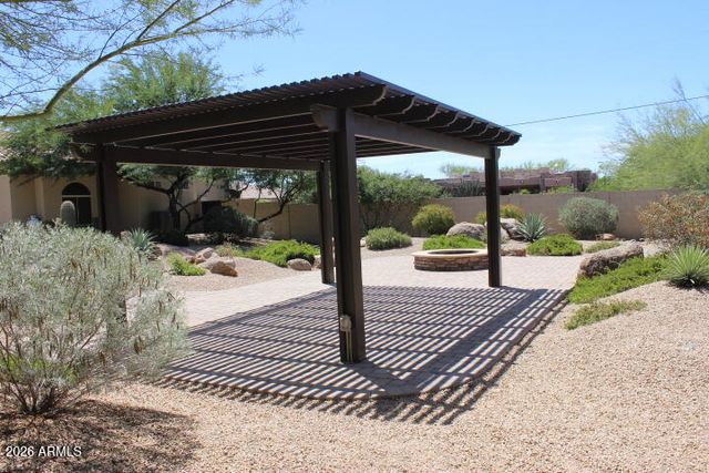 1614 W MADDOCK Road, Phoenix, AZ 85086