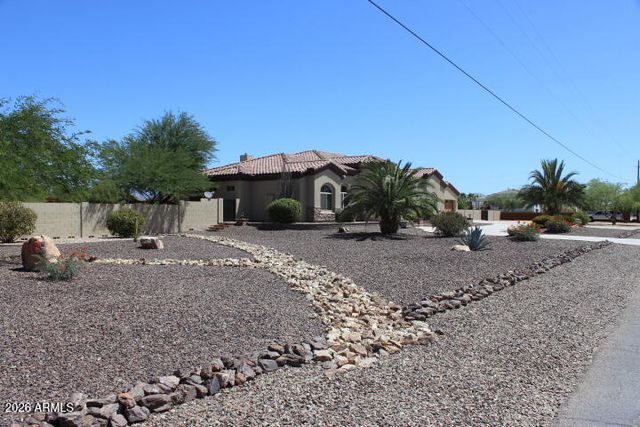 1614 W MADDOCK Road, Phoenix, AZ 85086