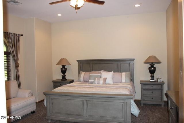 1614 W MADDOCK Road, Phoenix, AZ 85086