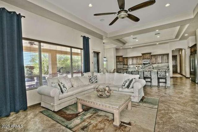 1614 W MADDOCK Road, Phoenix, AZ 85086