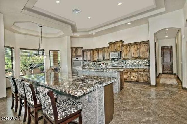 1614 W MADDOCK Road, Phoenix, AZ 85086