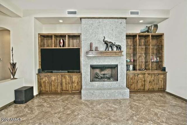 1614 W MADDOCK Road, Phoenix, AZ 85086