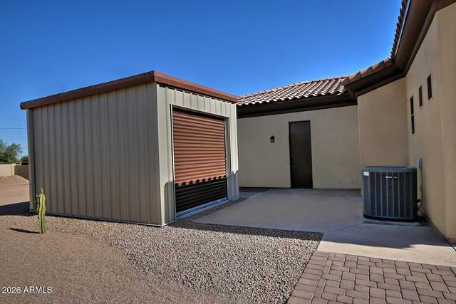 1614 W MADDOCK Road, Phoenix, AZ 85086