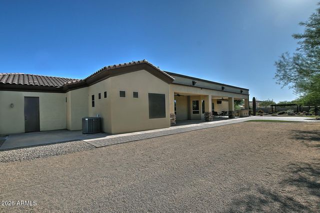1614 W MADDOCK Road, Phoenix, AZ 85086