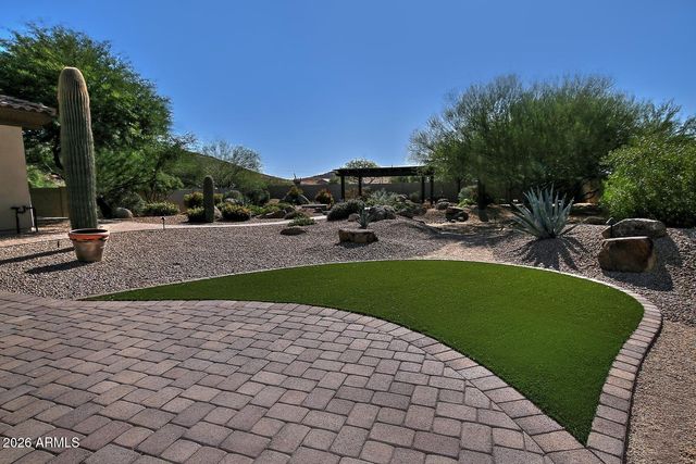 1614 W MADDOCK Road, Phoenix, AZ 85086