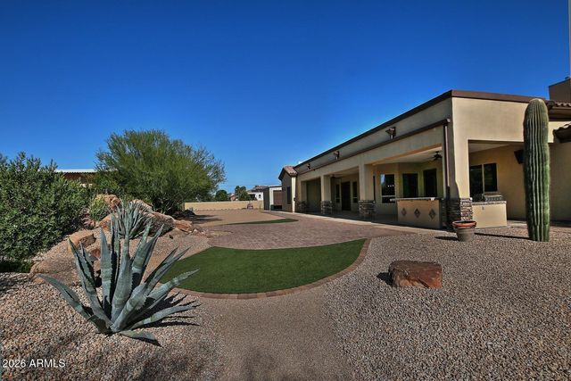 1614 W MADDOCK Road, Phoenix, AZ 85086