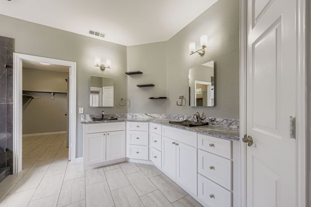 2700 Woodbury Drive, Flower Mound, TX 75028