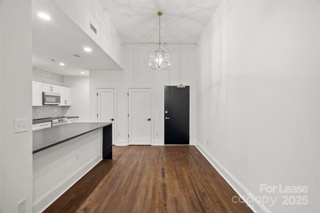 310 Arlington Avenue 219, Charlotte, NC 28203