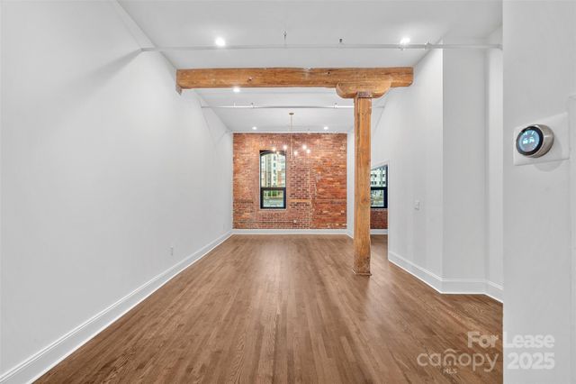 310 Arlington Avenue 219, Charlotte, NC 28203