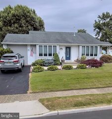 1036 SUSSEX AVE, Deptford, NJ 08096