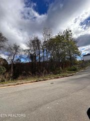 Highview Lane, Knoxville, TN 37931