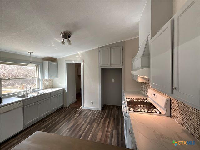 2301 Sumac Lane, Cedar Park, TX 78613