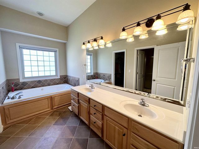 1576 S Andrew Circle, Bloomington, IN 47401