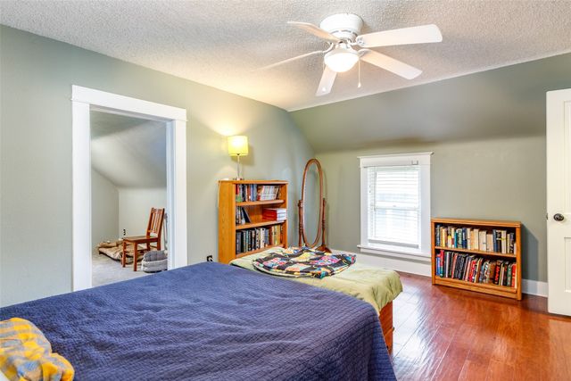 1203 Burnett Avenue, Ames, IA 50010