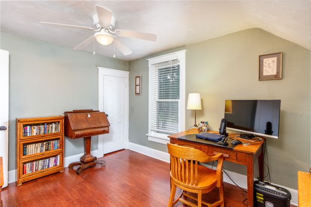 1203 Burnett Avenue, Ames, IA 50010