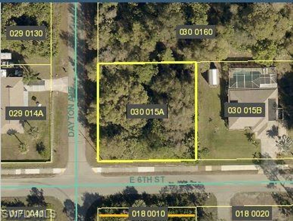 1701 E 6th ST, LEHIGH ACRES, FL 33972 — photo 2