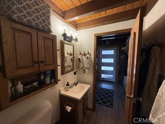 33285 Angeles, Green Valley Lake, CA 92341