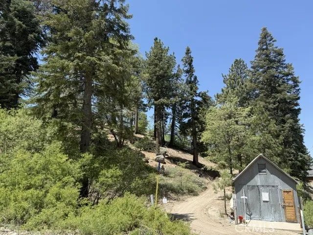 33285 Angeles, Green Valley Lake, CA 92341