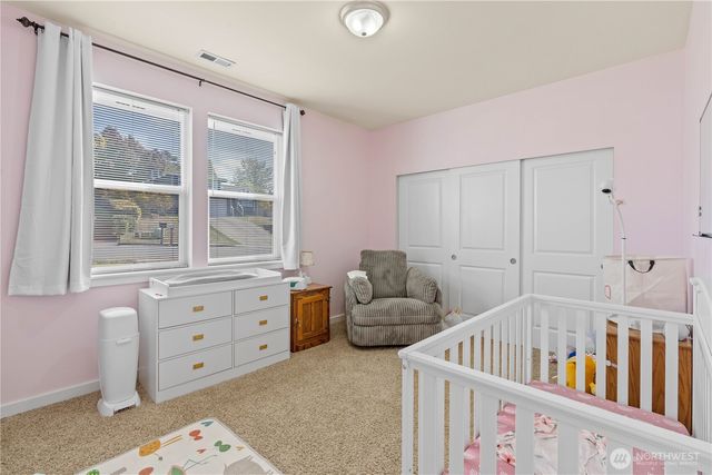 2002 63rd Avenue NE, Tacoma, WA 98422