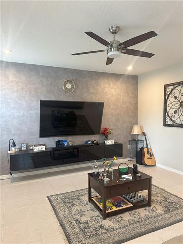 2340 AVIAN LOOP, Kissimmee, FL 34741