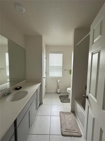 2340 AVIAN LOOP, Kissimmee, FL 34741