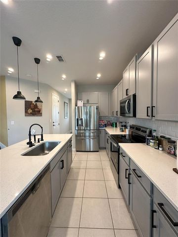 2340 AVIAN LOOP, Kissimmee, FL 34741