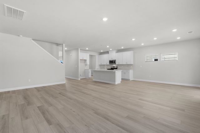 8222 Essence Dr., Longs, SC 29568