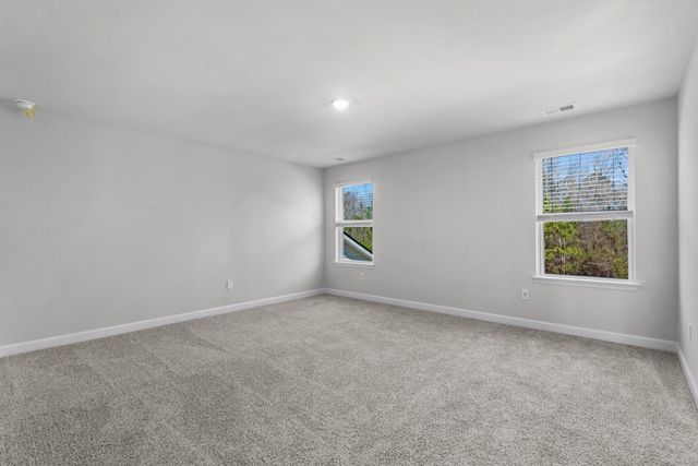 8222 Essence Dr., Longs, SC 29568