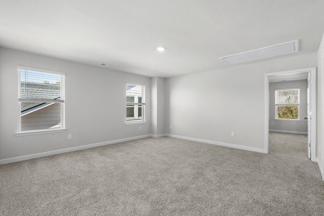 8222 Essence Dr., Longs, SC 29568