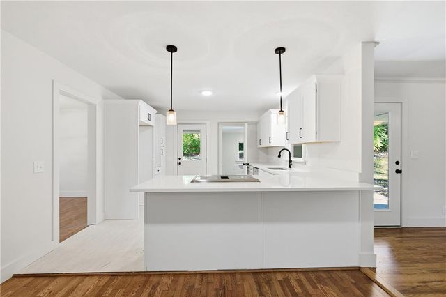 112 Woodland Street, Clarkesville, GA 30523