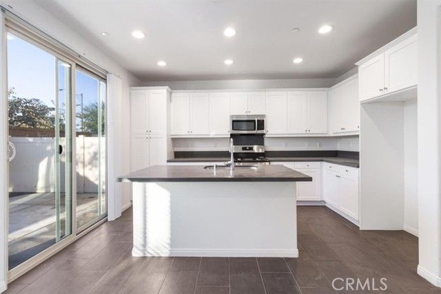 3126 E Painted Crescent St, Ontario, CA 91762