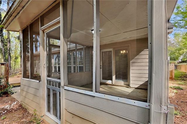 615 Paris Drive, Lawrenceville, GA 30043