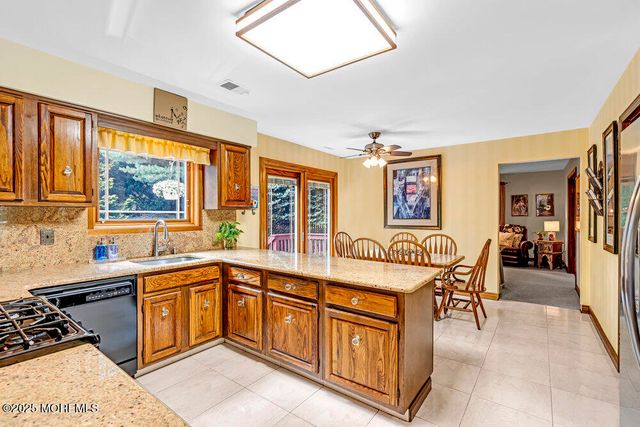28 Doherty Drive, Middletown, NJ 07748