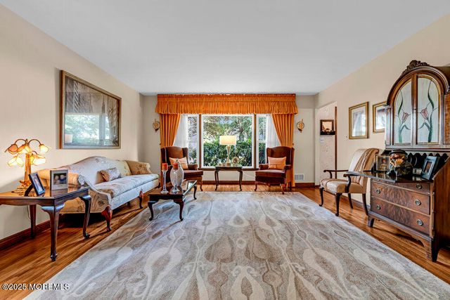 28 Doherty Drive, Middletown, NJ 07748