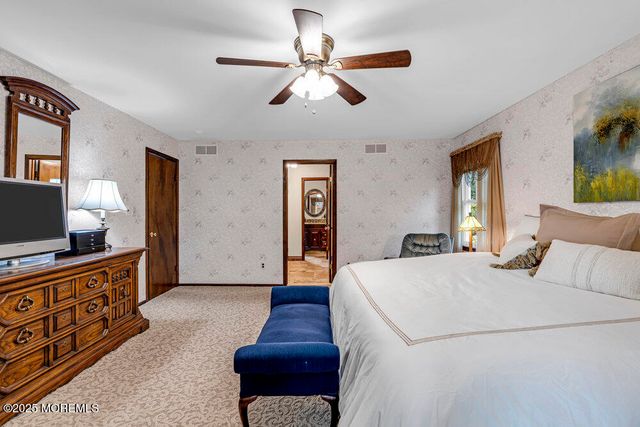 28 Doherty Drive, Middletown, NJ 07748